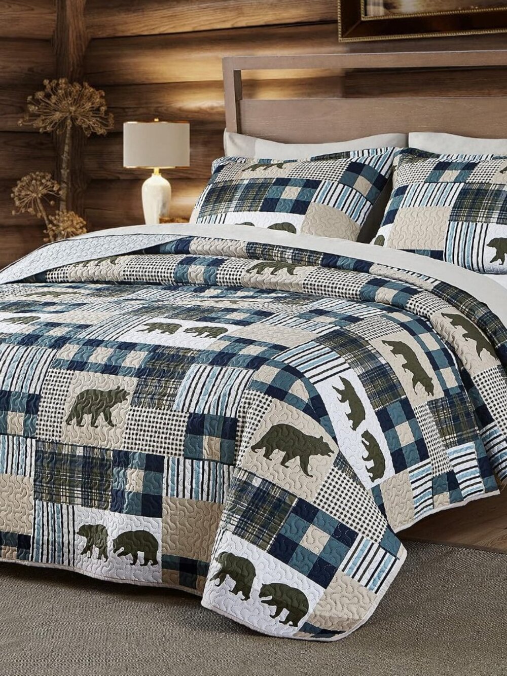 Queen Quilt Bedding Set, Cabin Bear Quilt, Queen Size, Green
